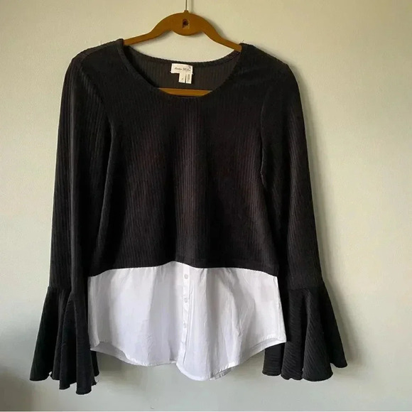 Anthropologie | Meadow Rue Velvet  Bell Sleeve Top - Picture 1 of 9